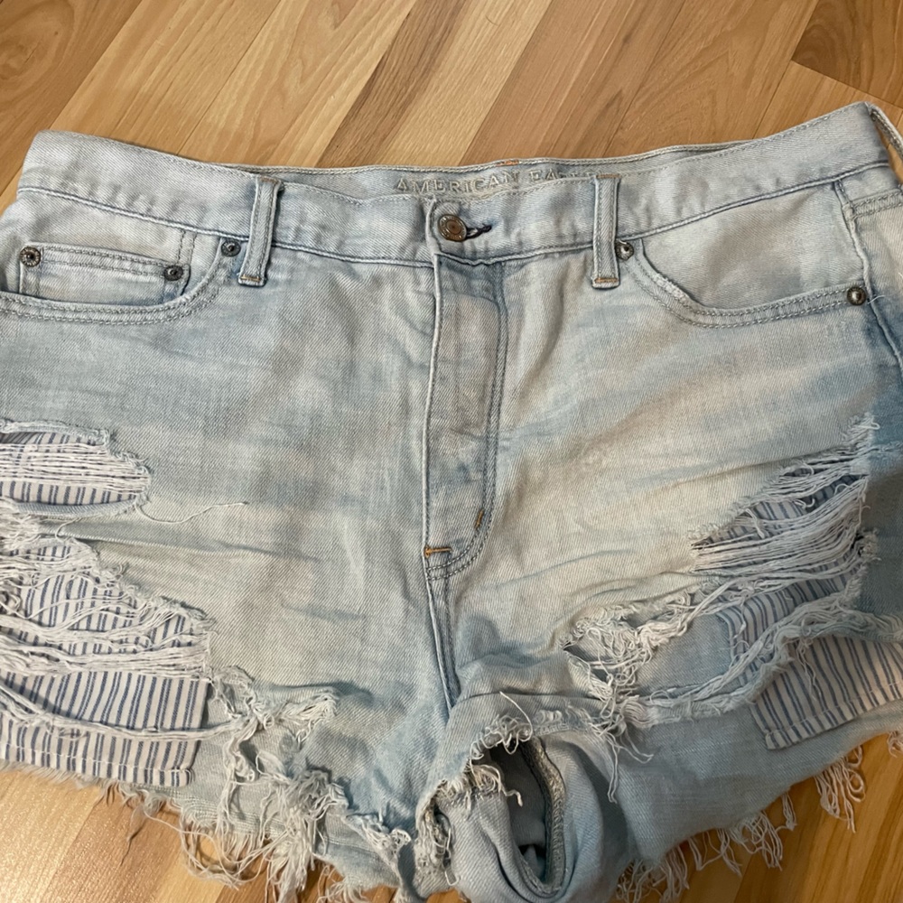 American Eagle Shorts Size 14